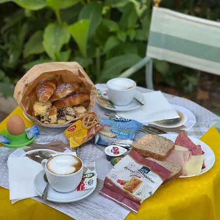 Hotel Hotel Montebello Riccione 2*