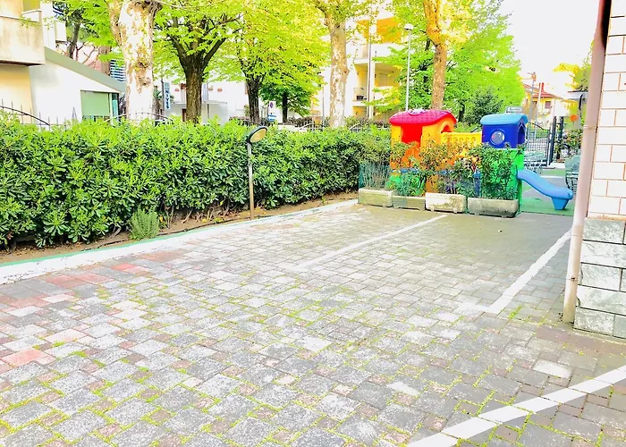 호텔 Montebello 2*